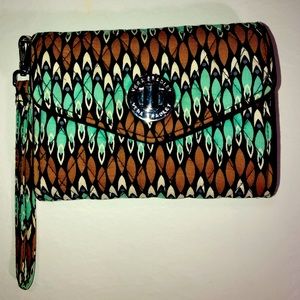 Vera Bradley Your Turn Smartphone Wristlet Sierra Stream Clutch